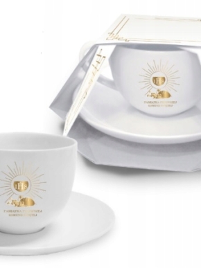 filiżanka z talerzykiem - pamiątka Pierwszej Komunii Świętej