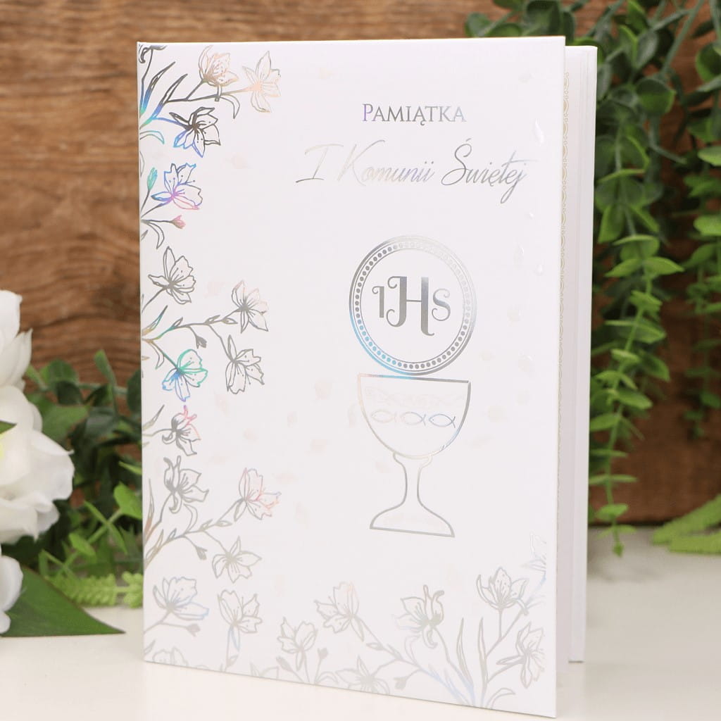 Album Pamiątka 1 Komunii Świętej w kieszonce.